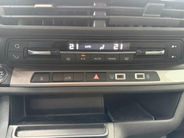 Citroën Jumpy III Blue Hdi 2.0 Eat8 145cv L2 Grip