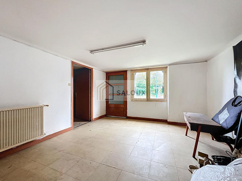 Maison - 267 m² - 8 pièces