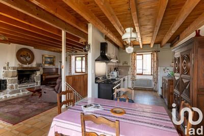 Maison de village - 100 m² - 4 pièces