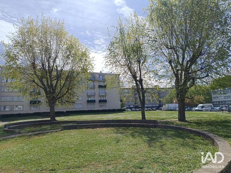 Appartement - 80 m² - 4 pièces