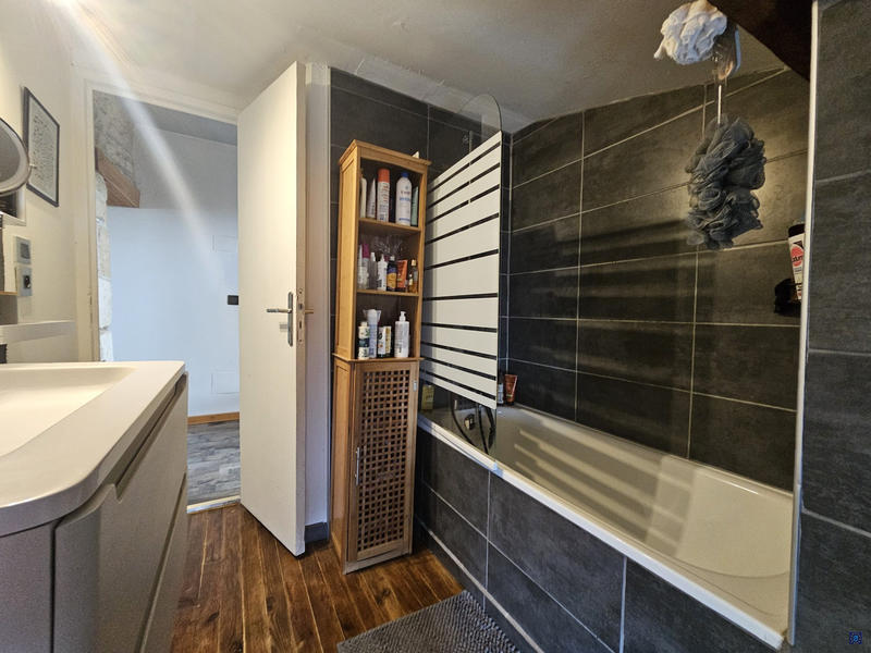 Maison - 77 m² - 3 pièces