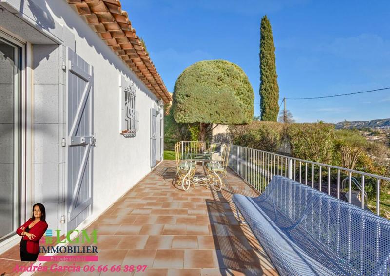 Villa - 230 m² - 6 pièces