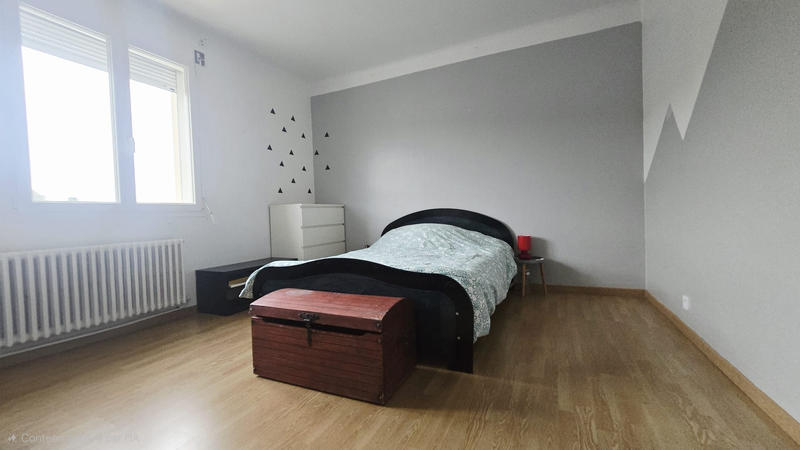 Maison - 272 m² - 9 pièces