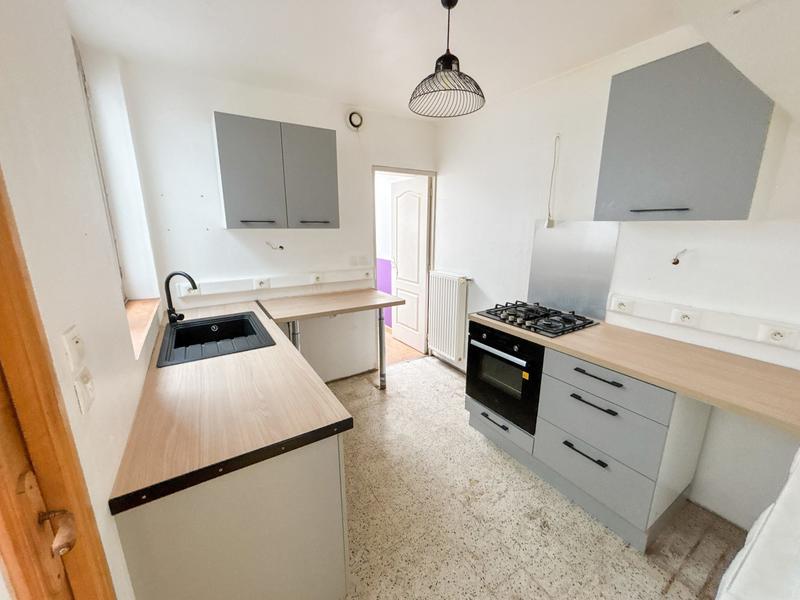 Maison - 96 m² - 4 pièces