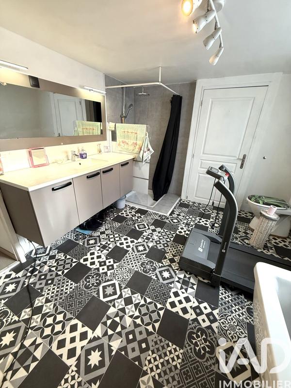 Maison - 135 m² - 6 pièces