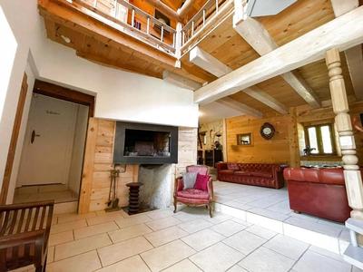 Propriété - 198 m² - 8 pièces