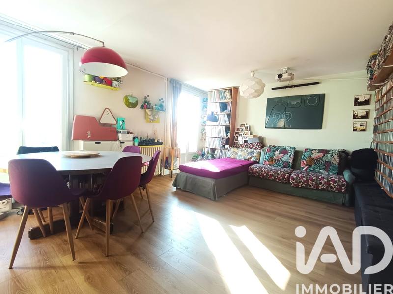 Appartement - 77 m² - 5 pièces