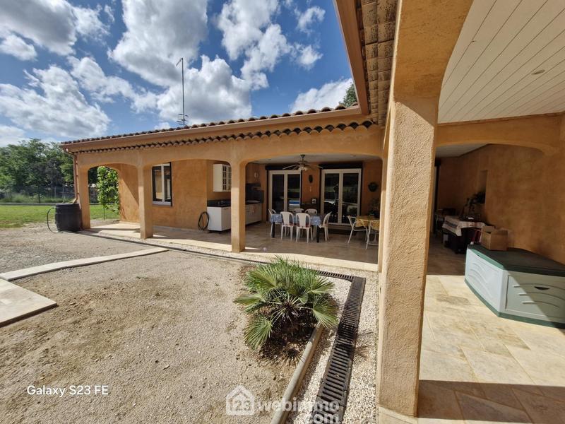 Villa - 132 m² - 6 pièces