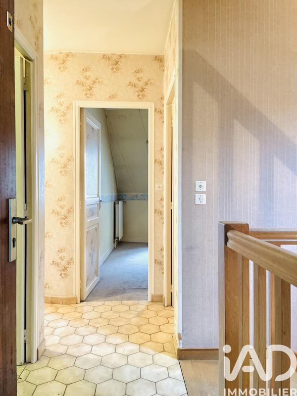 Maison - 201 m² - 10 pièces