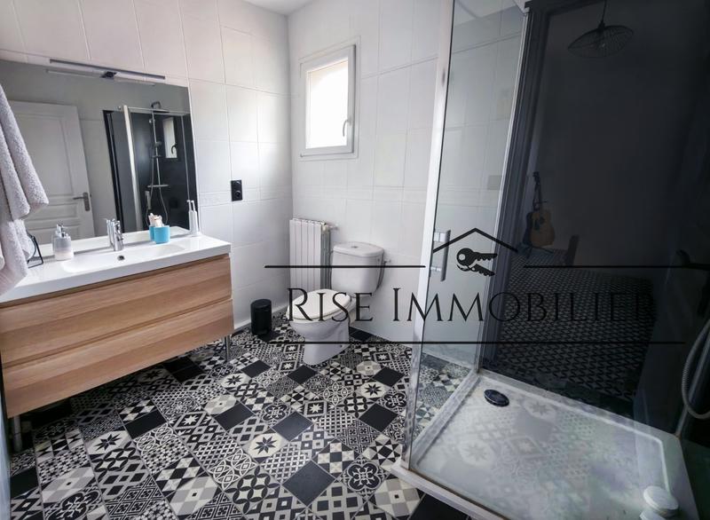 Maison - 147 m² - 6 pièces