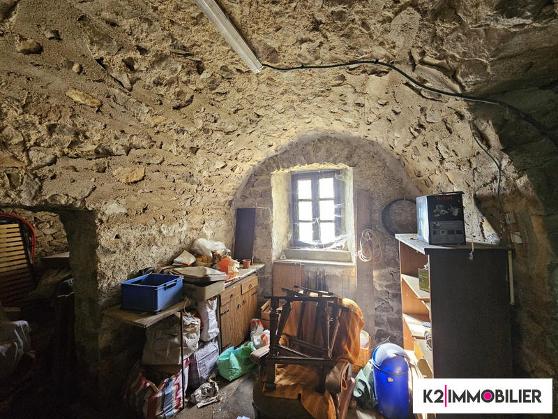 Maison - 80 m² - 6 pièces