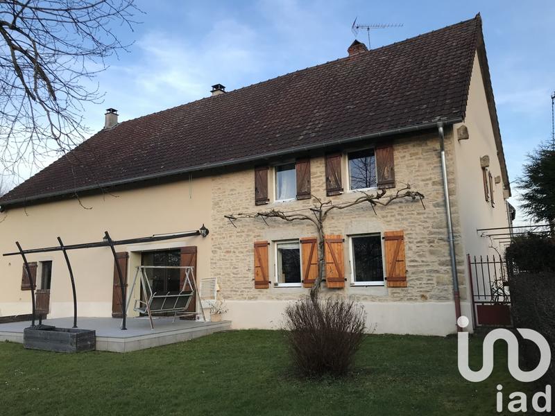 Maison - 151 m² - 6 pièces