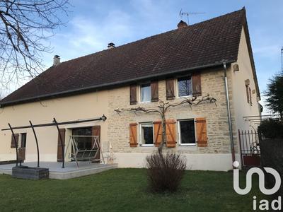 Maison - 151 m² - 6 pièces