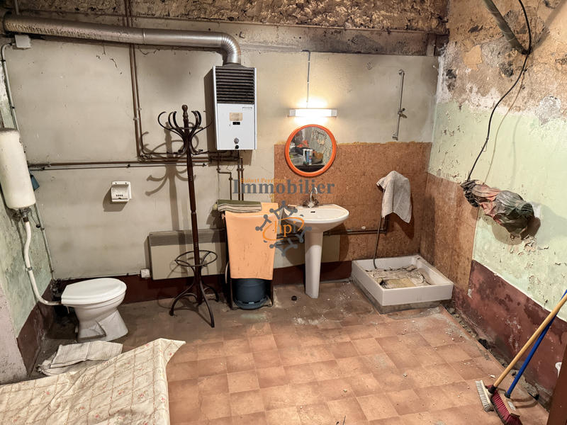 Maison - 96 m² - 5 pièces