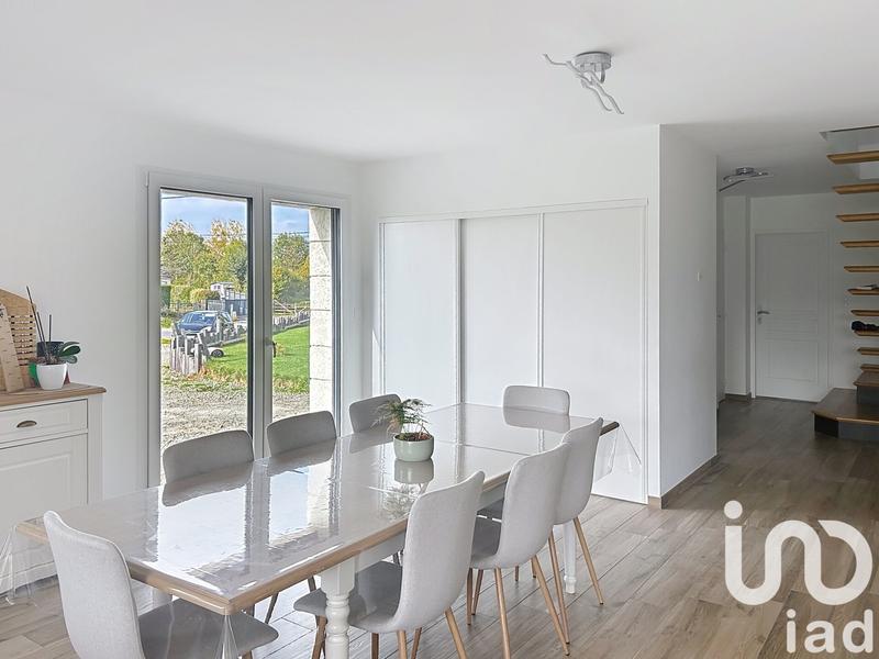 Maison - 171 m² - 8 pièces