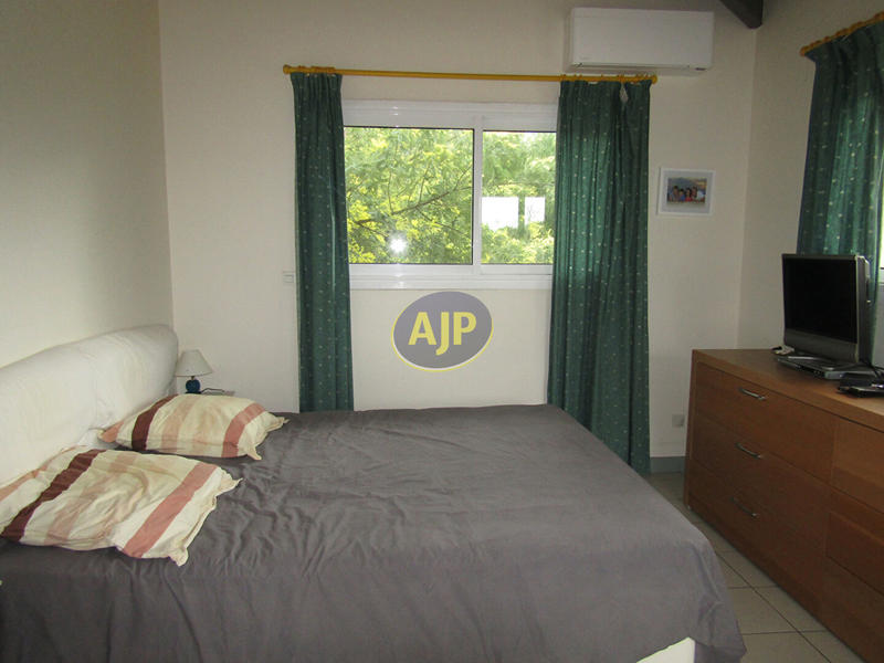 Maison - 111 m² - 5 pièces