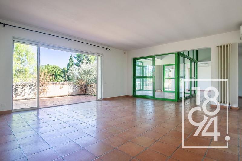 Maison - 197 m² - 5 pièces