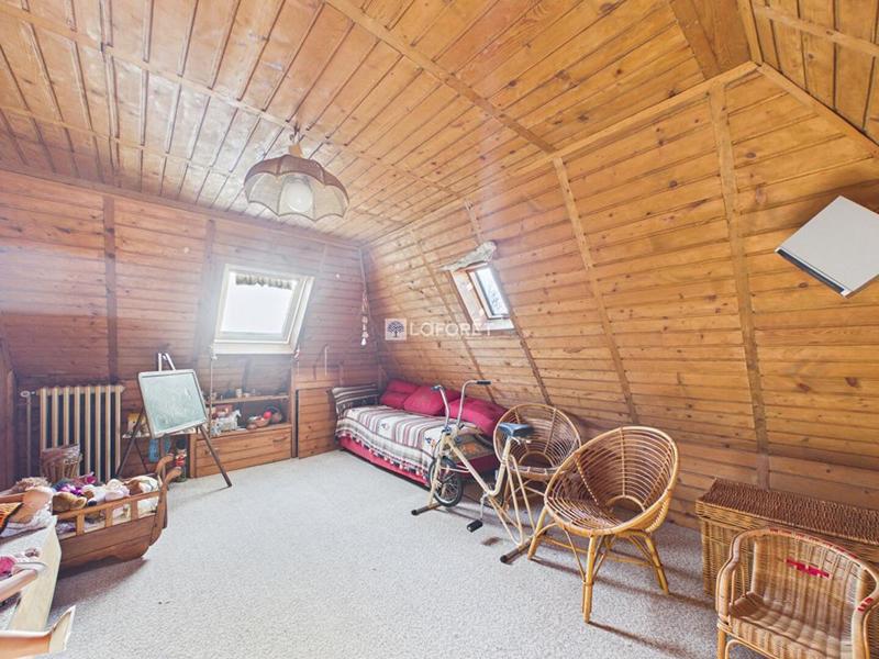 Maison - 153 m² - 7 pièces