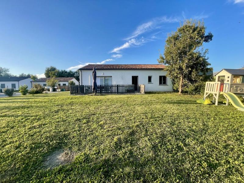 Maison - 100 m² - 5 pièces