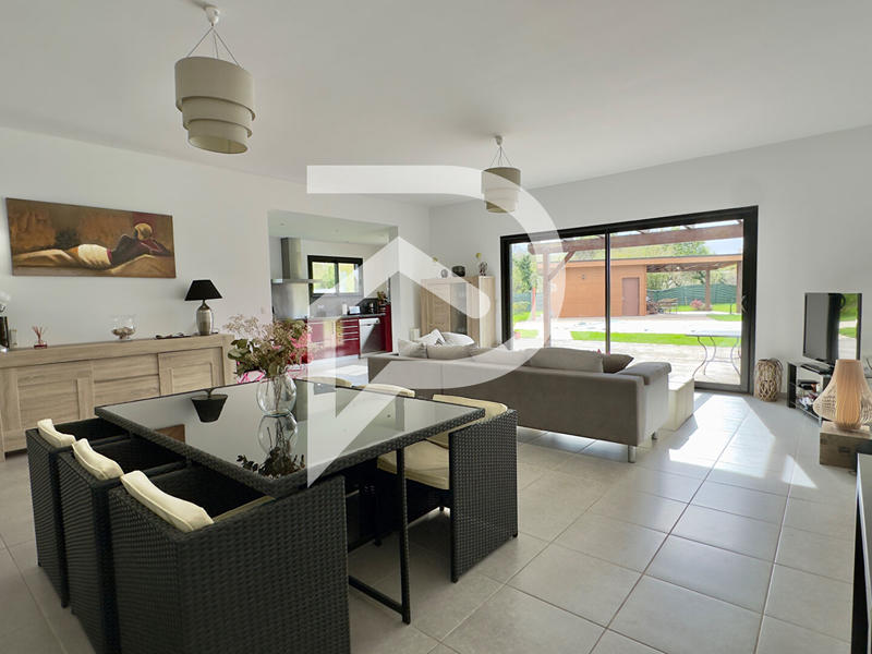 Maison - 135 m² - 5 pièces