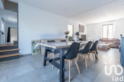 Maison - 145 m² - 6 pièces