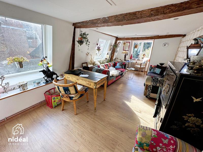 Maison - 205 m² - 7 pièces