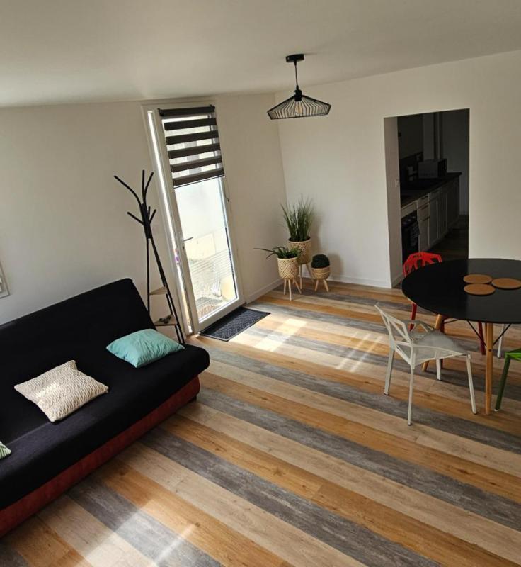 Maison - 94 m² - 5 pièces