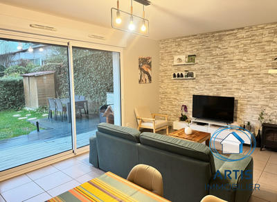 Maison - 80 m² - 4 pièces