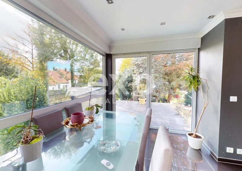 Maison - 110 m² - 6 pièces