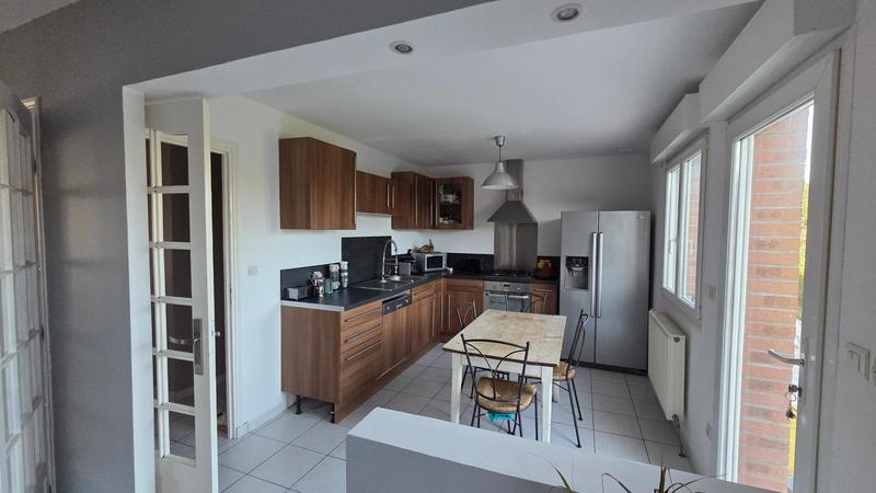 Maison - 102 m² - 6 pièces