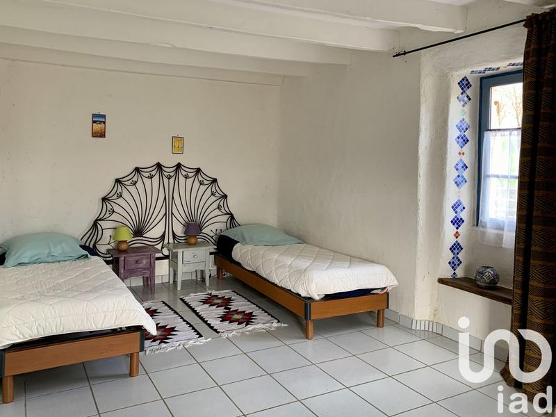 Maison - 470 m² - 11 pièces