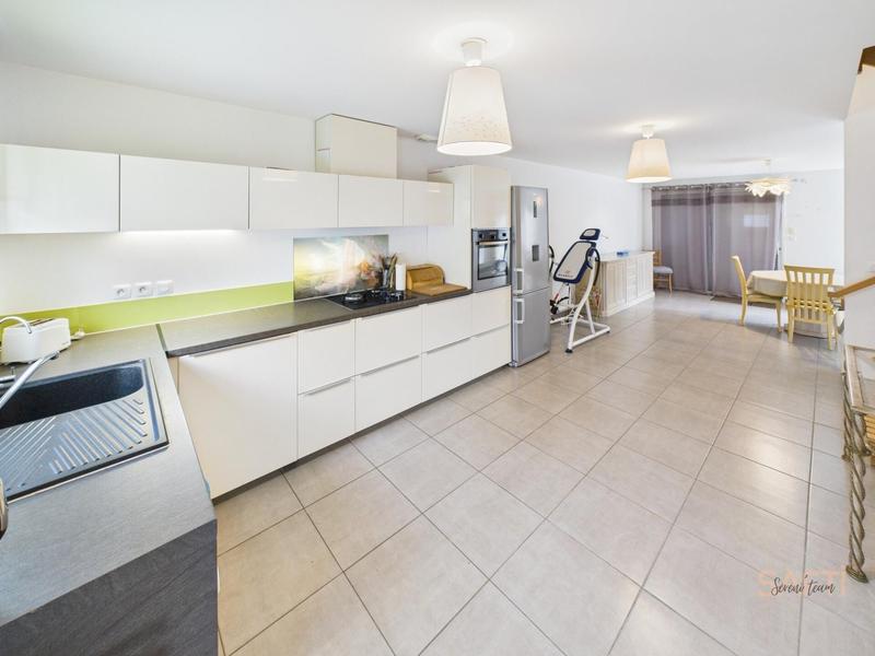 Maison - 85 m² - 4 pièces