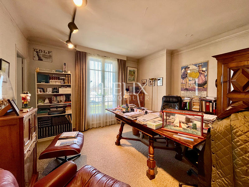 Maison - 200 m² - 7 pièces