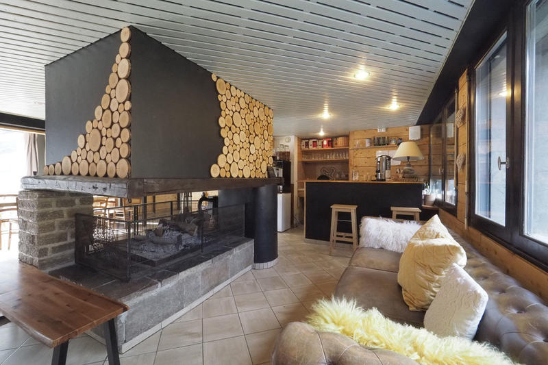 Immeuble - 572 m² - 16 pièces