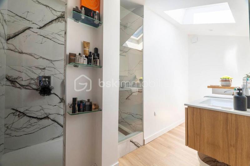 Maison - 162 m² - 5 pièces