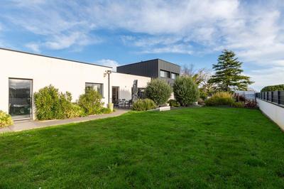 Maison - 136 m² - 4 pièces