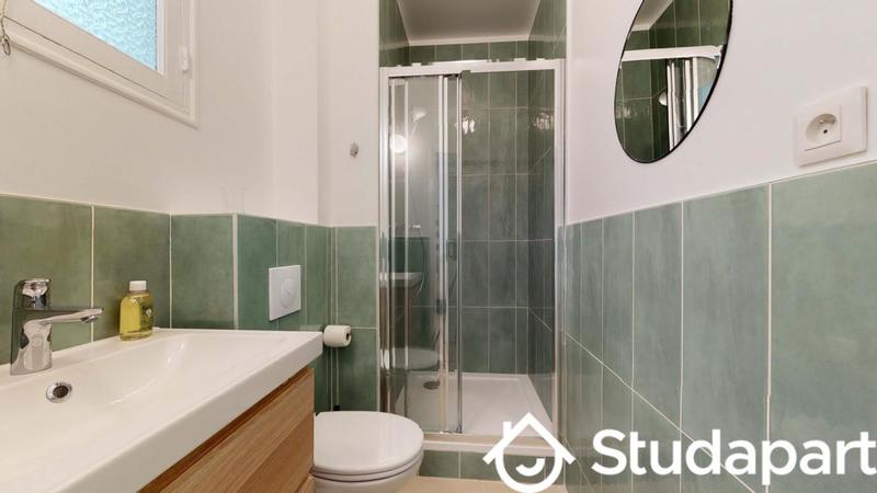 Chambre - 15 m² - 1 pièce