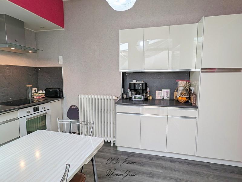 Maison de ville - 218 m² - 6 pièces