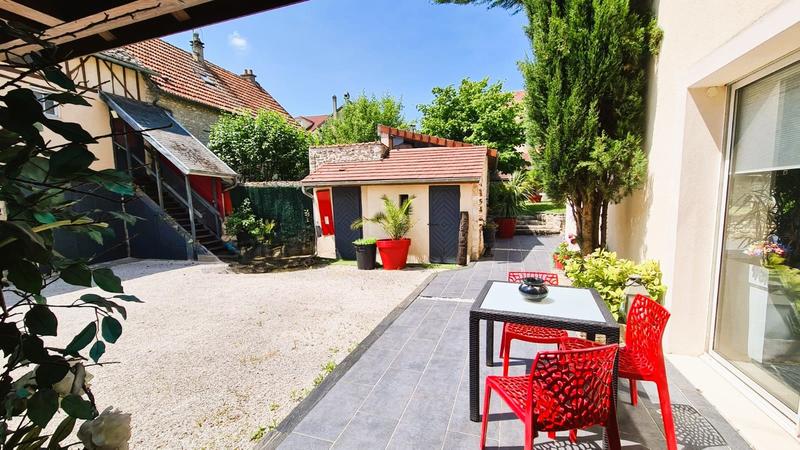 Maison ancienne - 246 m² - 10 pièces