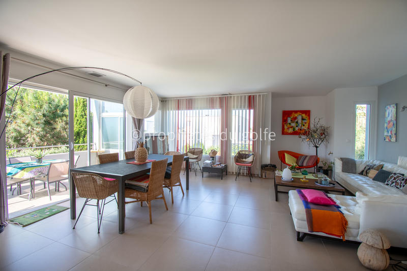 Maison - 142 m² - 5 pièces