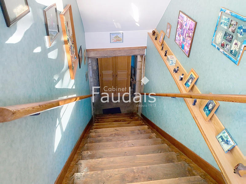 Maison de village - 186 m² - 7 pièces