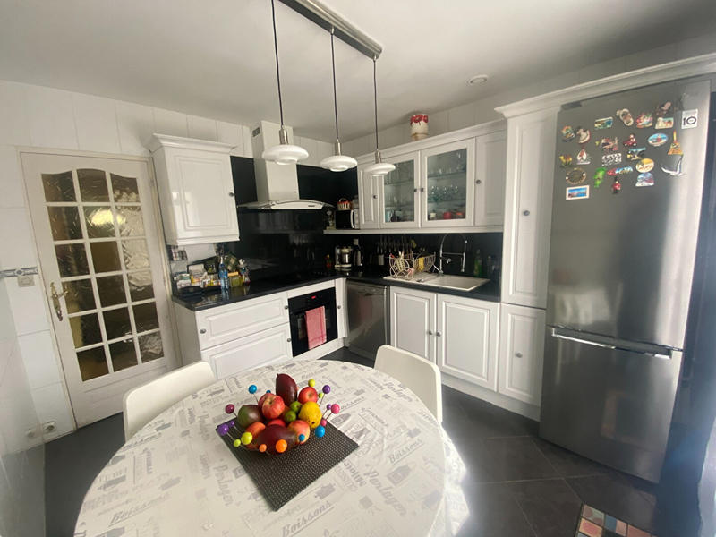 Maison - 131 m² - 7 pièces