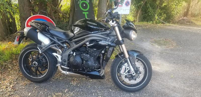 Triumph Speed triple 1050 s black phantom