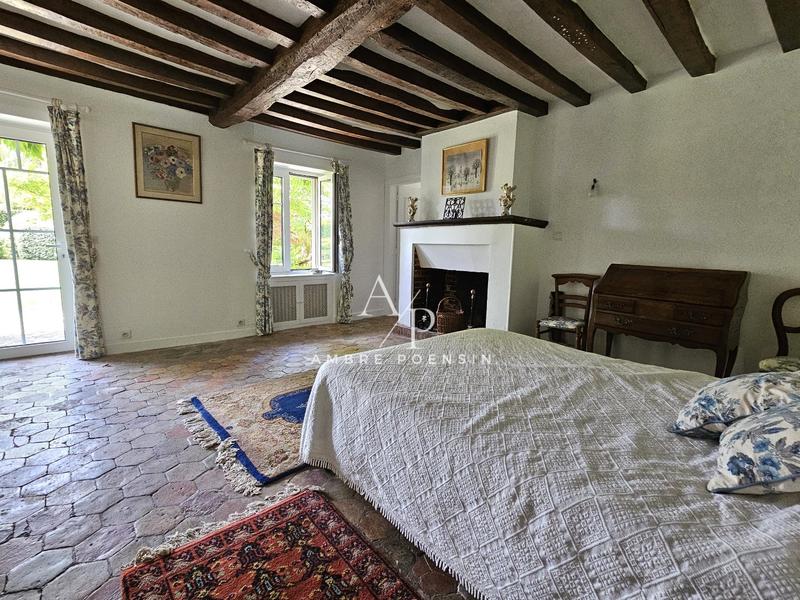 Maison - 301 m² - 9 pièces