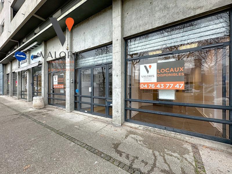 Local commercial - 167 m² - 6 pièces