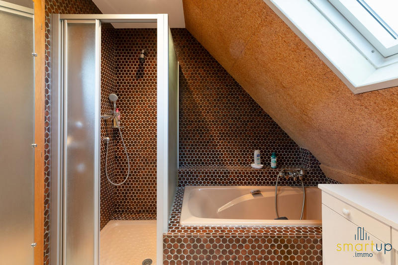 Maison traditionnelle - 130 m² - 4 pièces