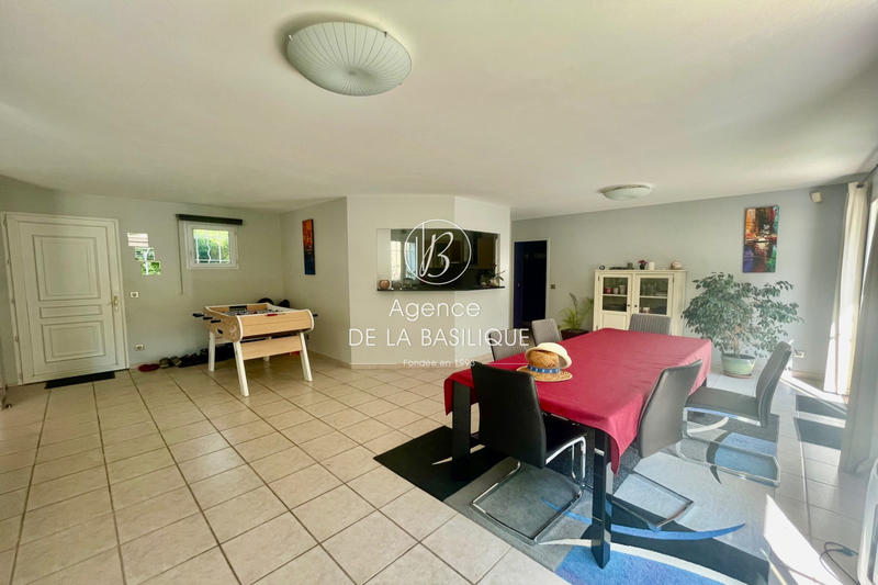 Maison - 117 m² - 5 pièces