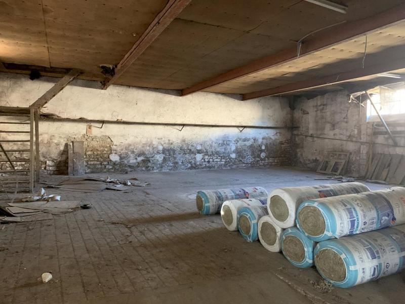 Maison - 648 m² - 11 pièces