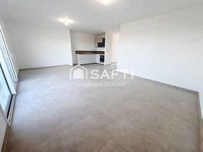 Maison - 82 m² - 3 pièces