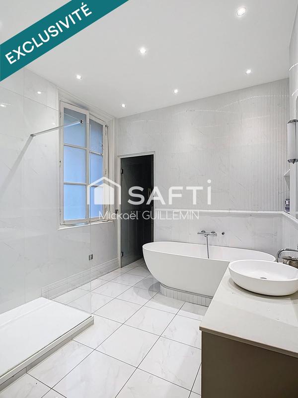 Appartement - 196 m² - 7 pièces